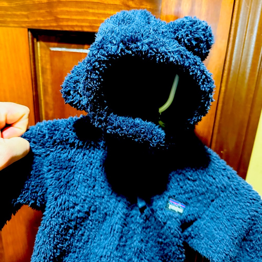 Patagonia Pile Fleece Hooded Jacket.  Size 6-12 month.